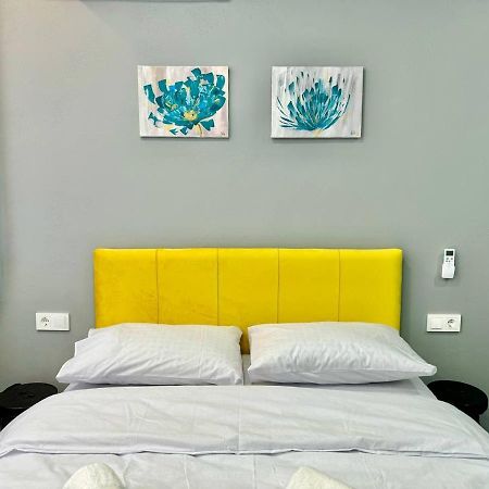 Апартаменти Тц Україна М. Університет Kiev Extérieur photo